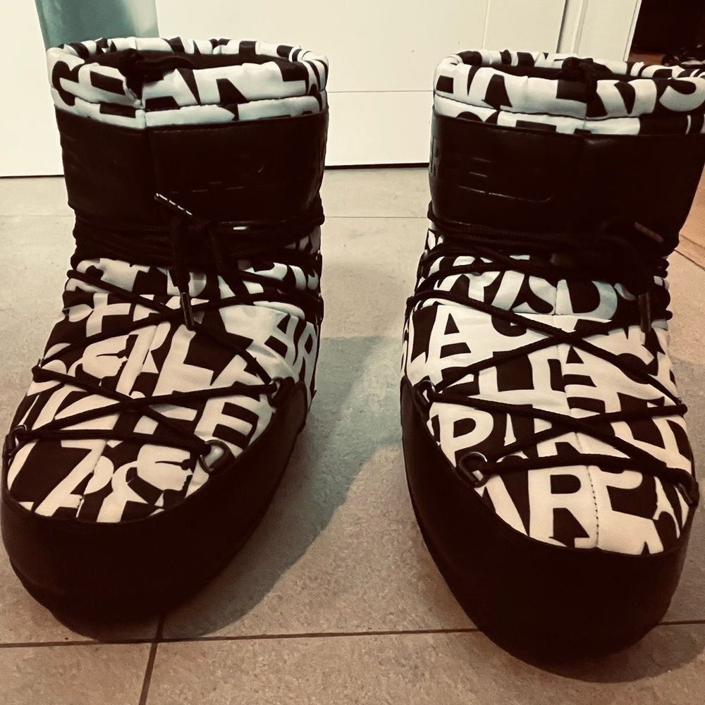 2 Item Bundle Gucci Sunglasses - Karl Lagerfeld Boots - Sz 6 - Y2K Ski Boots